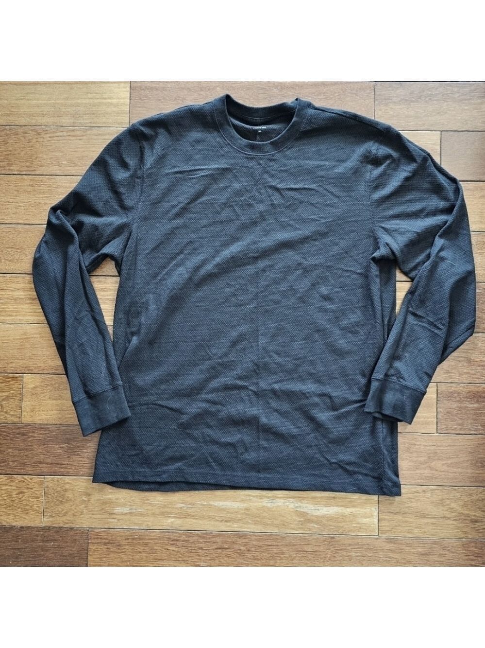 💥4 for $25💥Structure Waffle knit long sleeve t-shirt